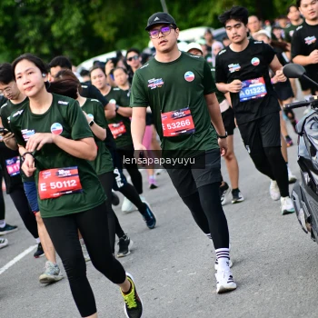 Runner Photo 4153010