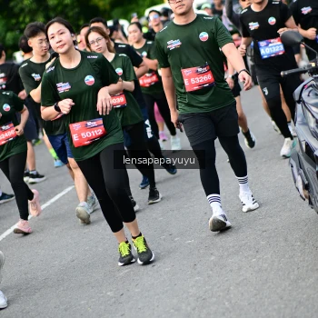 Runner Photo 4153011