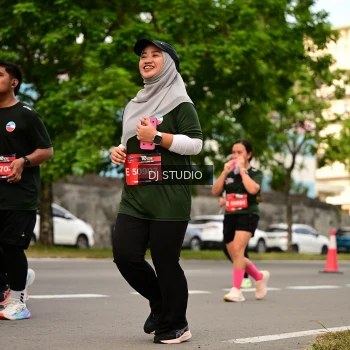 Runner Photo 4153024