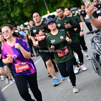 Runner Photo 4153025