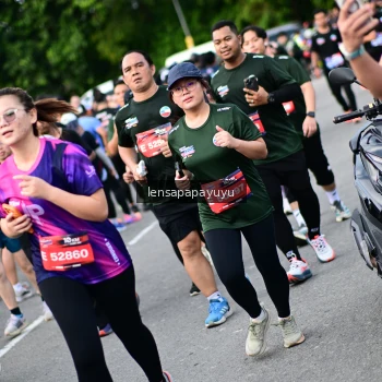 Runner Photo 4153040