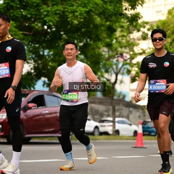 Runner Photo 4153069