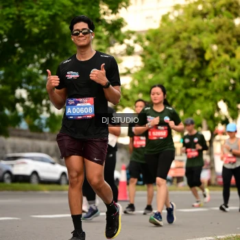 Runner Photo 4153074