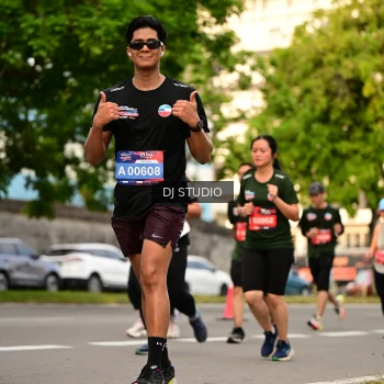 Runner Photo 4153079
