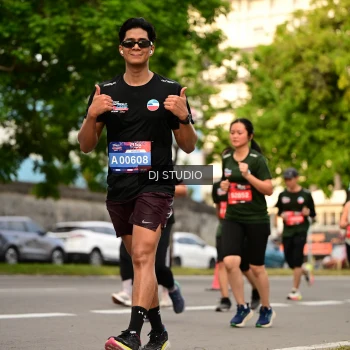 Runner Photo 4153080