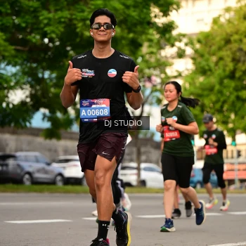 Runner Photo 4153083