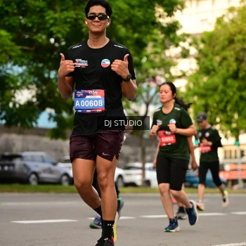 Runner Photo 4153088