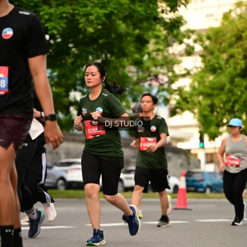 Runner Photo 4153093