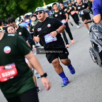 Runner Photo 4153099
