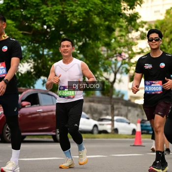 Runner Photo 4153103