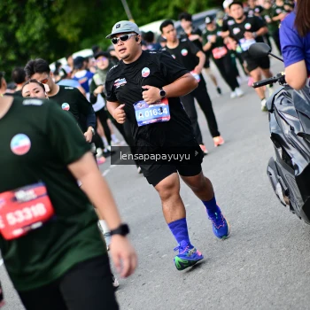 Runner Photo 4153104