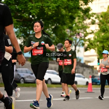 Runner Photo 4153107