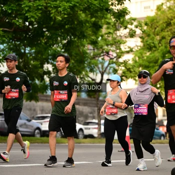Runner Photo 4153109