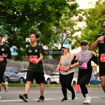 Runner Photo 4153116