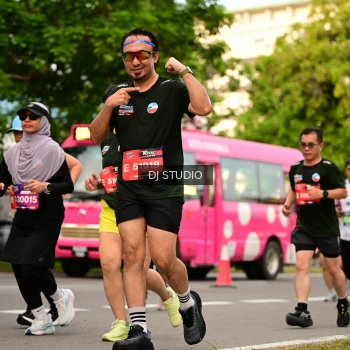 Runner Photo 4153133