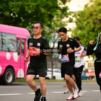 Runner Photo 4153148