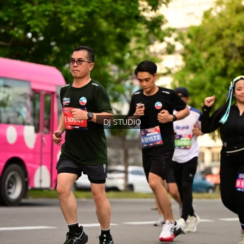 Runner Photo 4153156