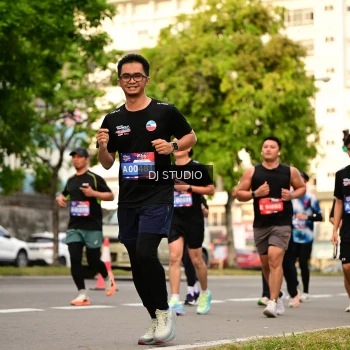 Runner Photo 4153174