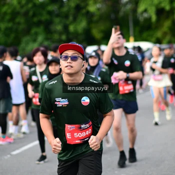 Runner Photo 4153180