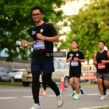 Runner Photo 4153185