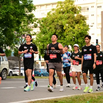 Runner Photo 4153187