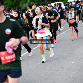 Runner Photo 4153194