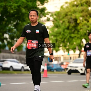 Runner Photo 4153242
