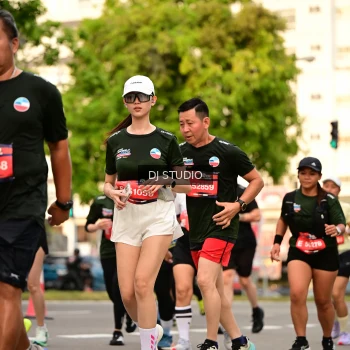 Runner Photo 4153275