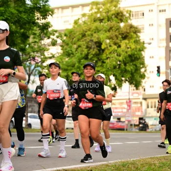 Runner Photo 4153304