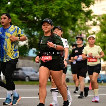 Runner Photo 4153316