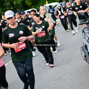 Runner Photo 4153319
