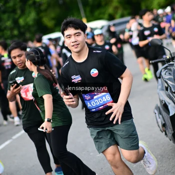 Runner Photo 4153345