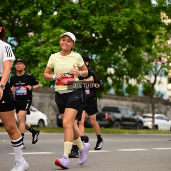 Runner Photo 4153347