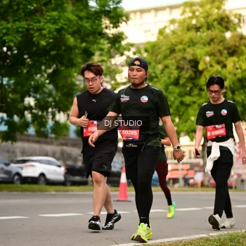 Runner Photo 4153350