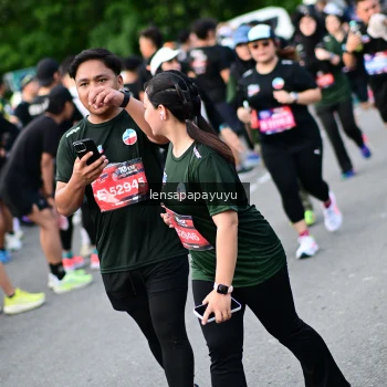 Runner Photo 4153383