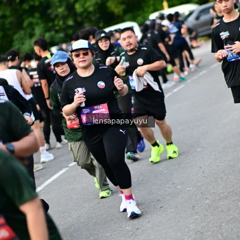 Runner Photo 4153386