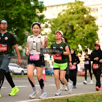Runner Photo 4153405