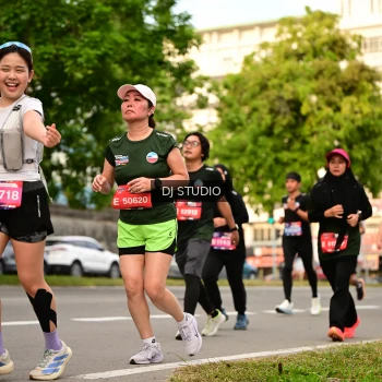 Runner Photo 4153417