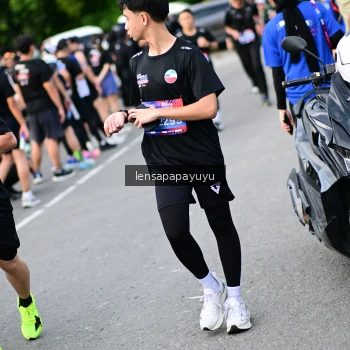 Runner Photo 4153418