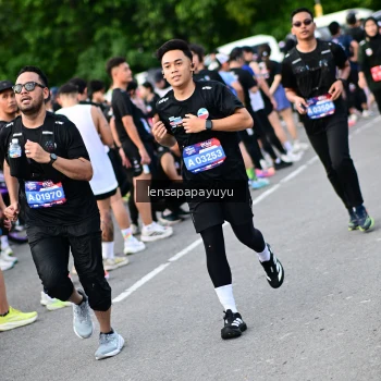Runner Photo 4153431
