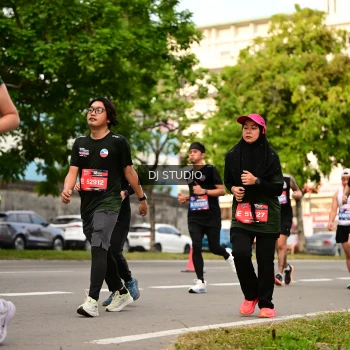 Runner Photo 4153432