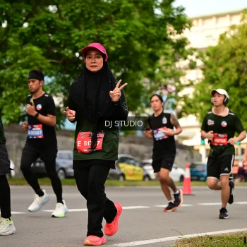 Runner Photo 4153434