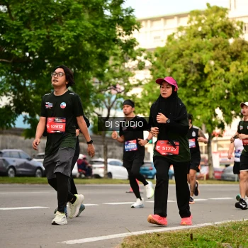 Runner Photo 4153437