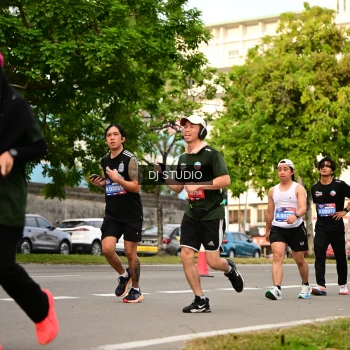 Runner Photo 4153439
