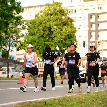 Runner Photo 4153456