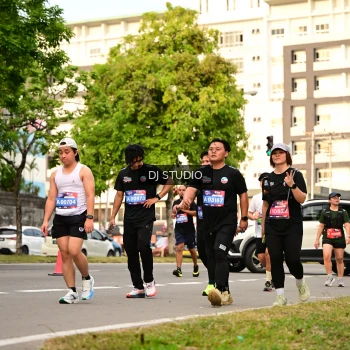 Runner Photo 4153459