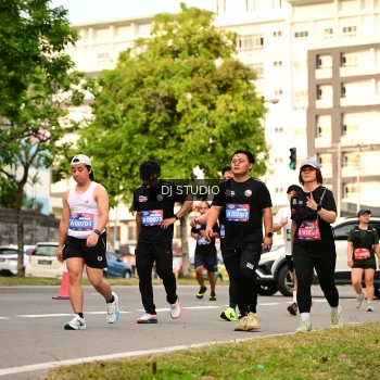 Runner Photo 4153460