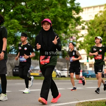 Runner Photo 4153465