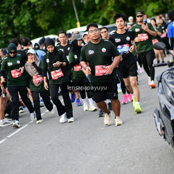 Runner Photo 4153481