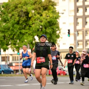 Runner Photo 4153489